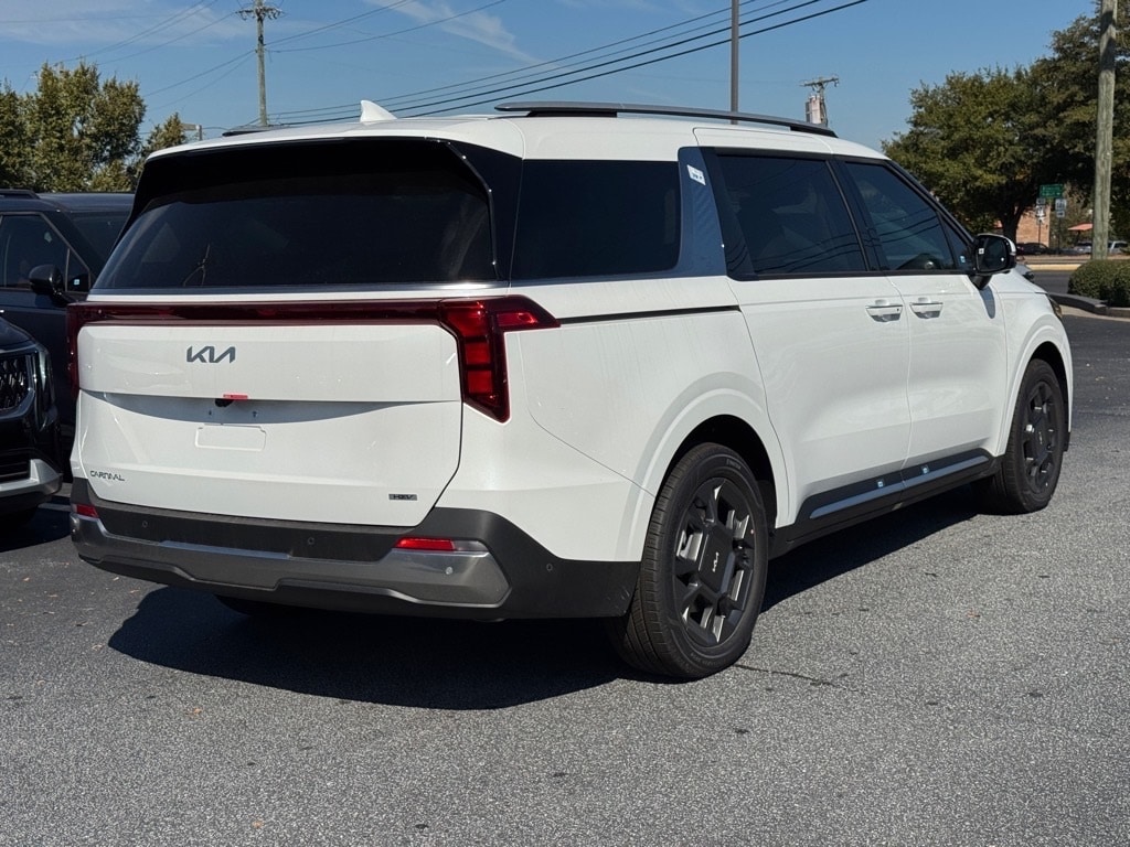 New 2026 Kia Carnival Hybrid SX Van Passenger Van