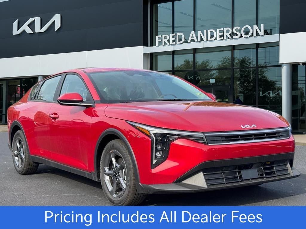 New 2026 Kia K4 LXS Sedan