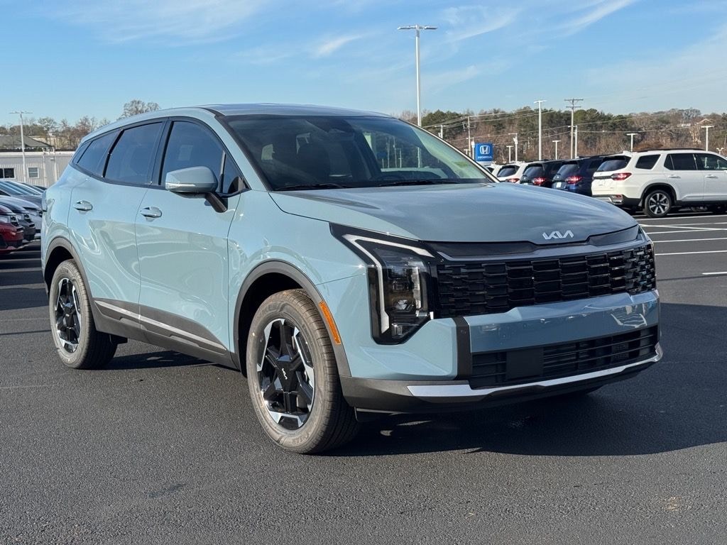 New 2026 Kia Sportage Hybrid S SUV