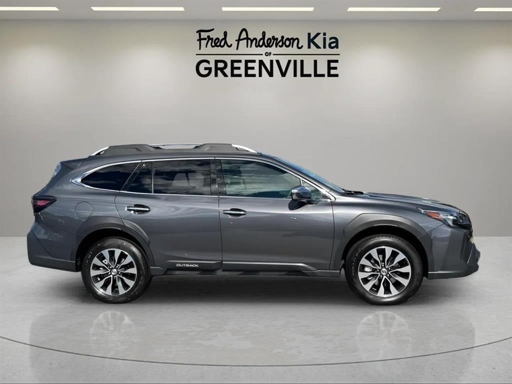 Used 2025 Subaru Outback Touring XT SUV