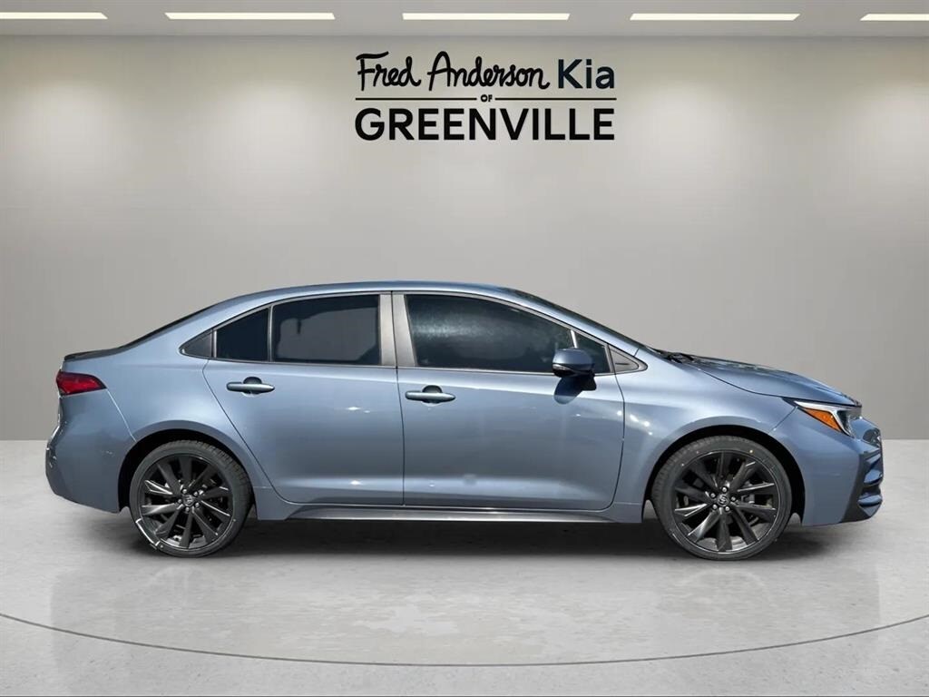 2024 Toyota Corolla XSE photo 2