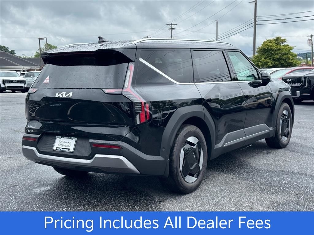 New 2026 Kia EV9 Wind SUV