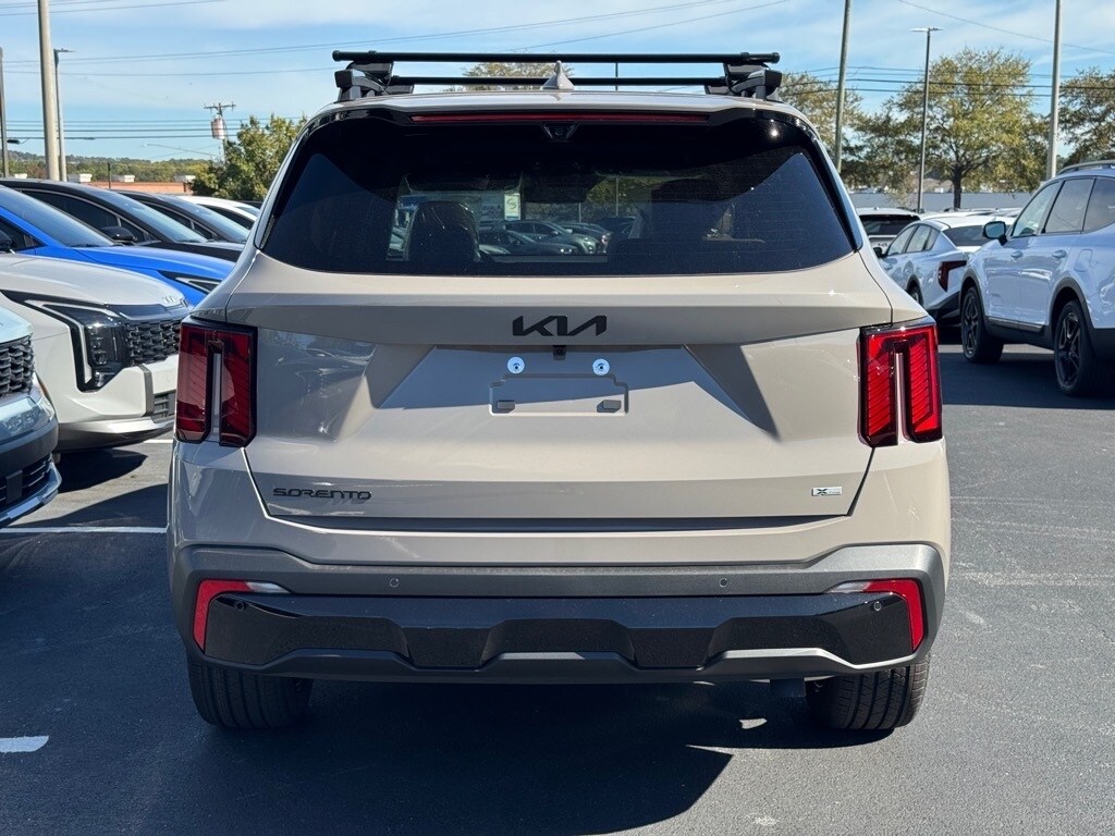 2026 Kia Sorento EX photo 3