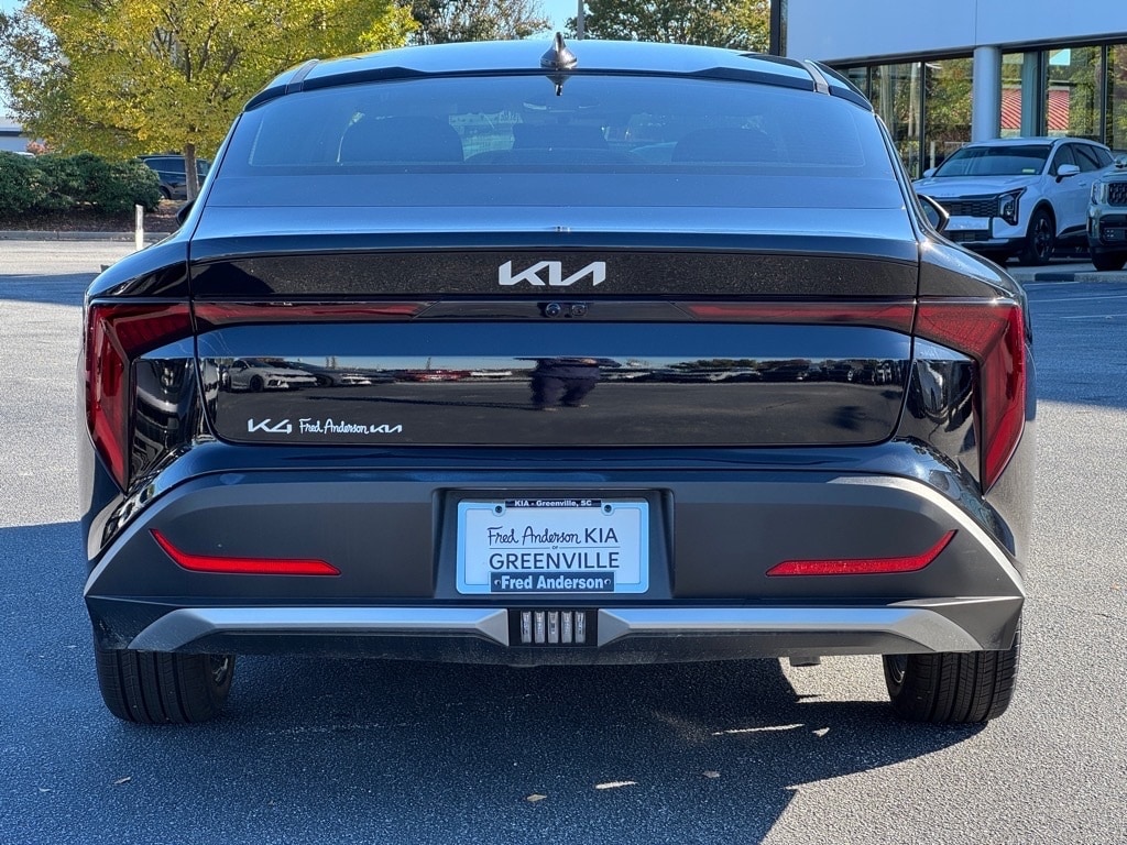 New 2025 Kia K4 EX Sedan