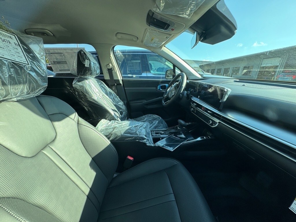 2026 Kia Sorento EX photo 3