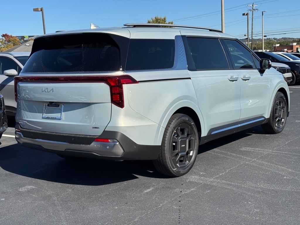 New 2026 Kia Carnival Hybrid SX Van Passenger Van