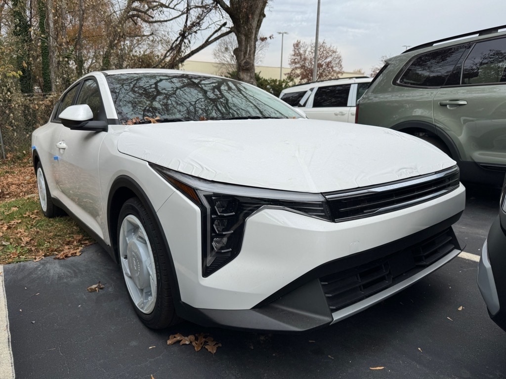 2025 Kia K4 EX's photo