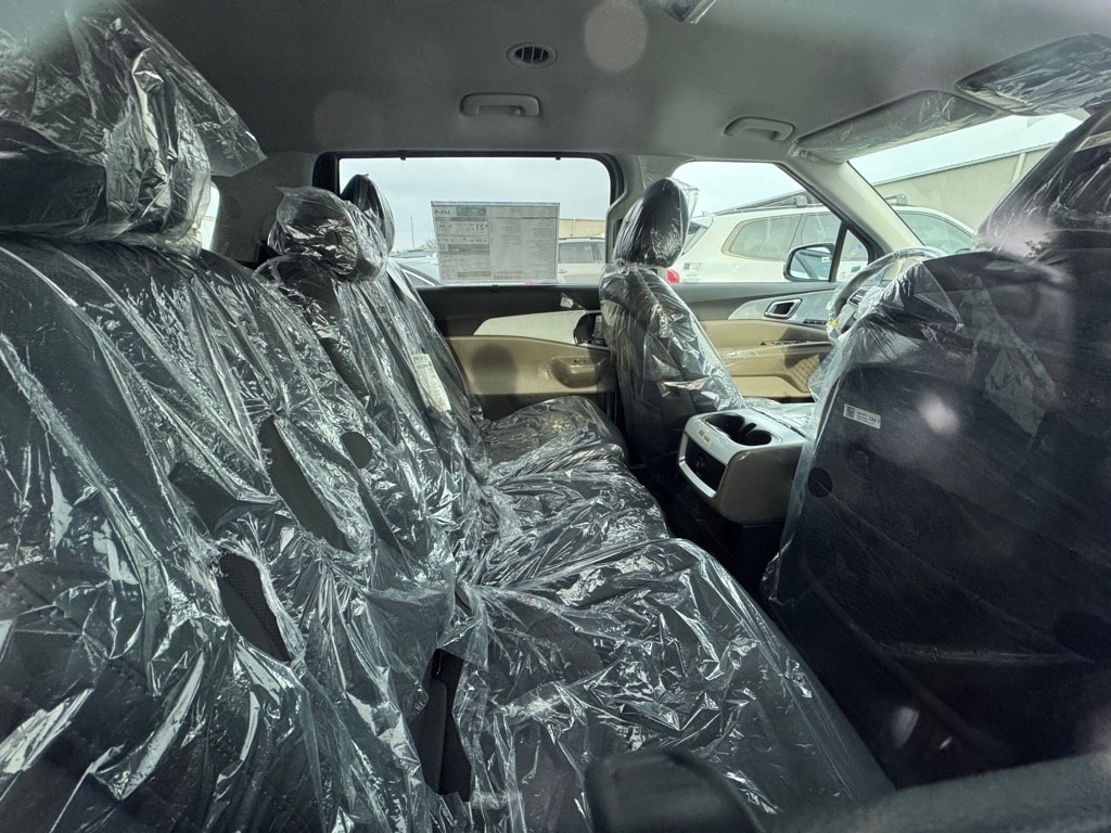 New 2026 Kia Carnival EX Van Passenger Van