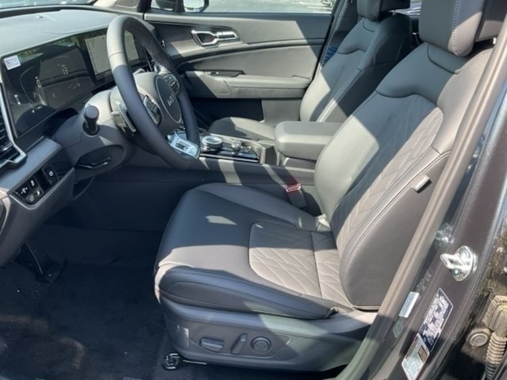 New 2025 Kia Sportage Plug-In Hybrid X-Line SUV