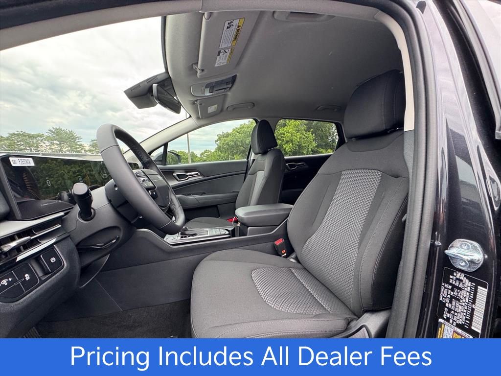 2026 Kia Sportage LX - Photo 11
