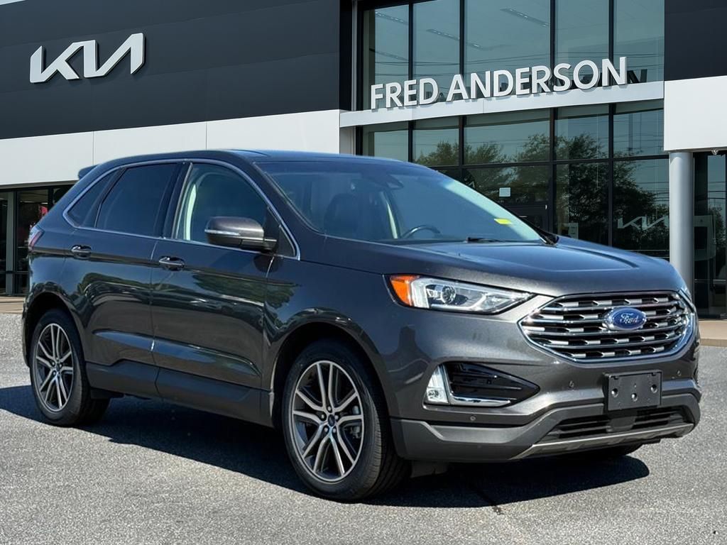 2020 Ford Edge Titanium