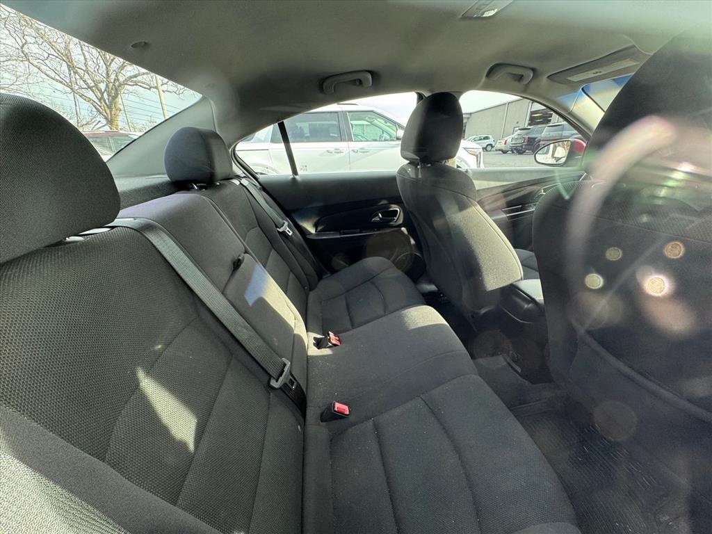 Used 2012 Chevrolet Cruze 1LT Sedan