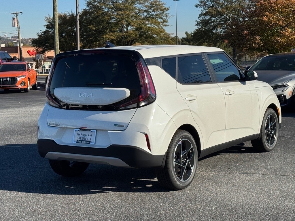 New 2025 Kia Soul EX Hatchback