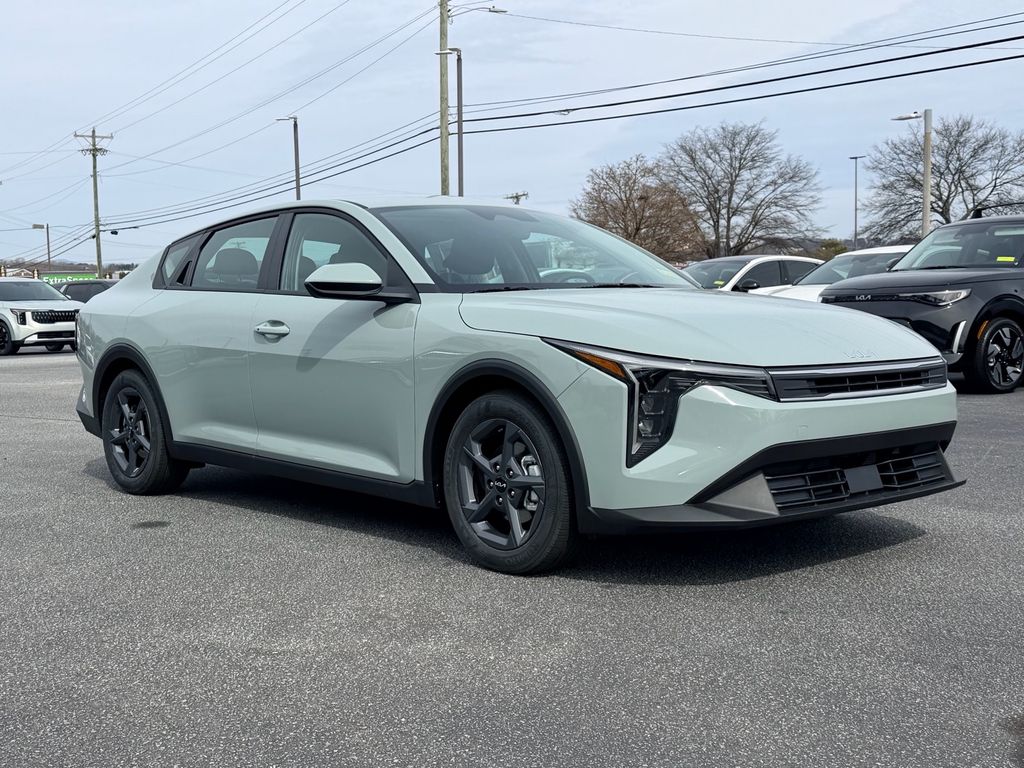 2026 Kia K4 LX