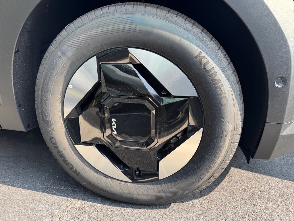 2026 Kia EV9 Wind photo 2