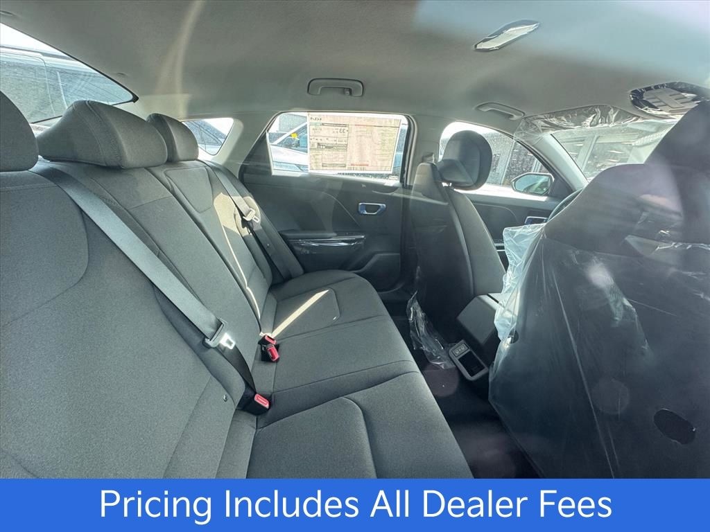New 2026 Kia K4 LXS Sedan