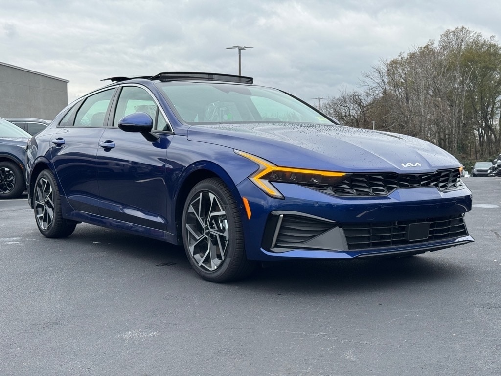 2026 Kia K5 EX's photo