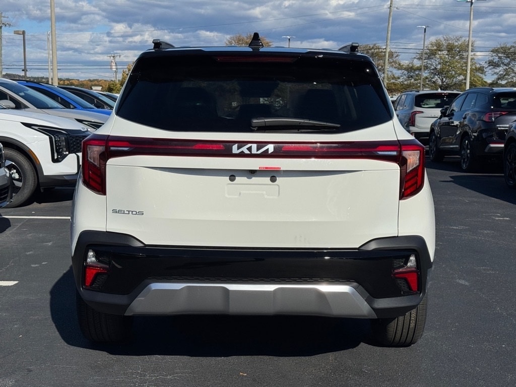 New 2026 Kia Seltos S SUV