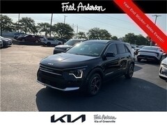 2025 Kia Niro EX SUV