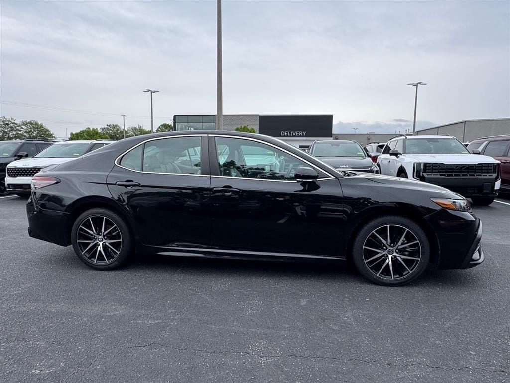 4T1G11AK8NU679528