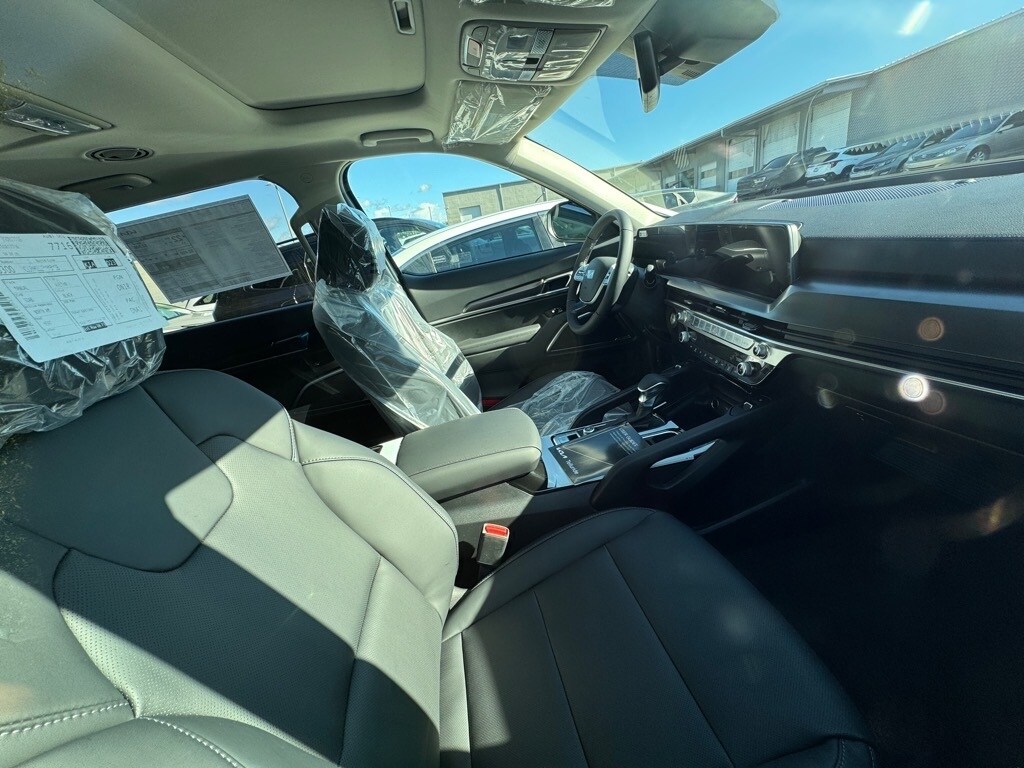 2025 Kia Telluride S photo 3