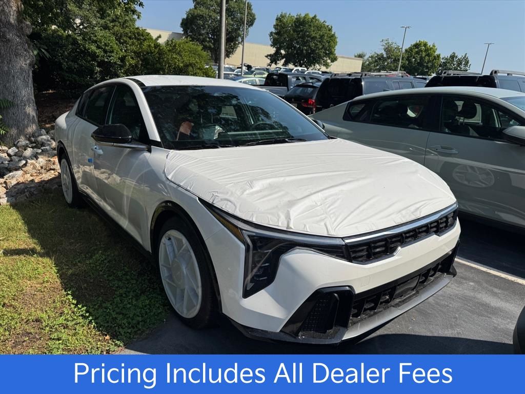 2026 Kia K4 GT-Line AT's photo