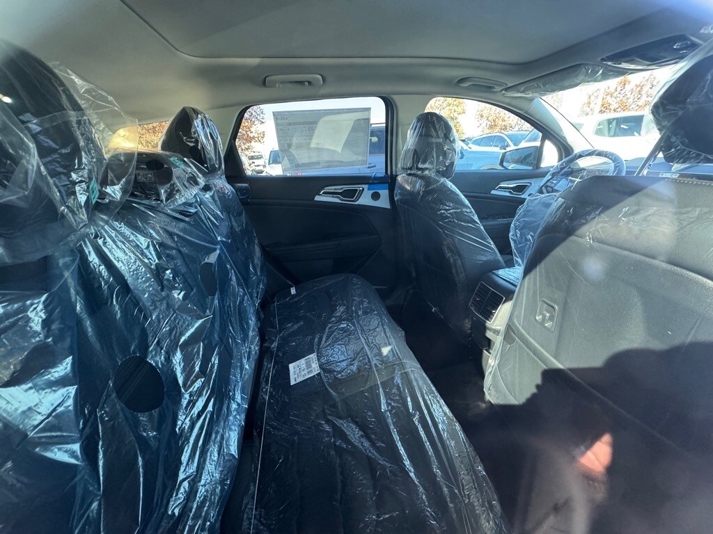 2026 Kia Sportage photo 4