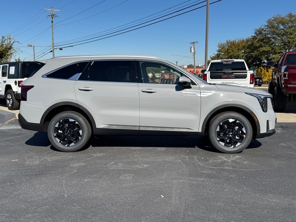 New 2026 Kia Sorento S SUV