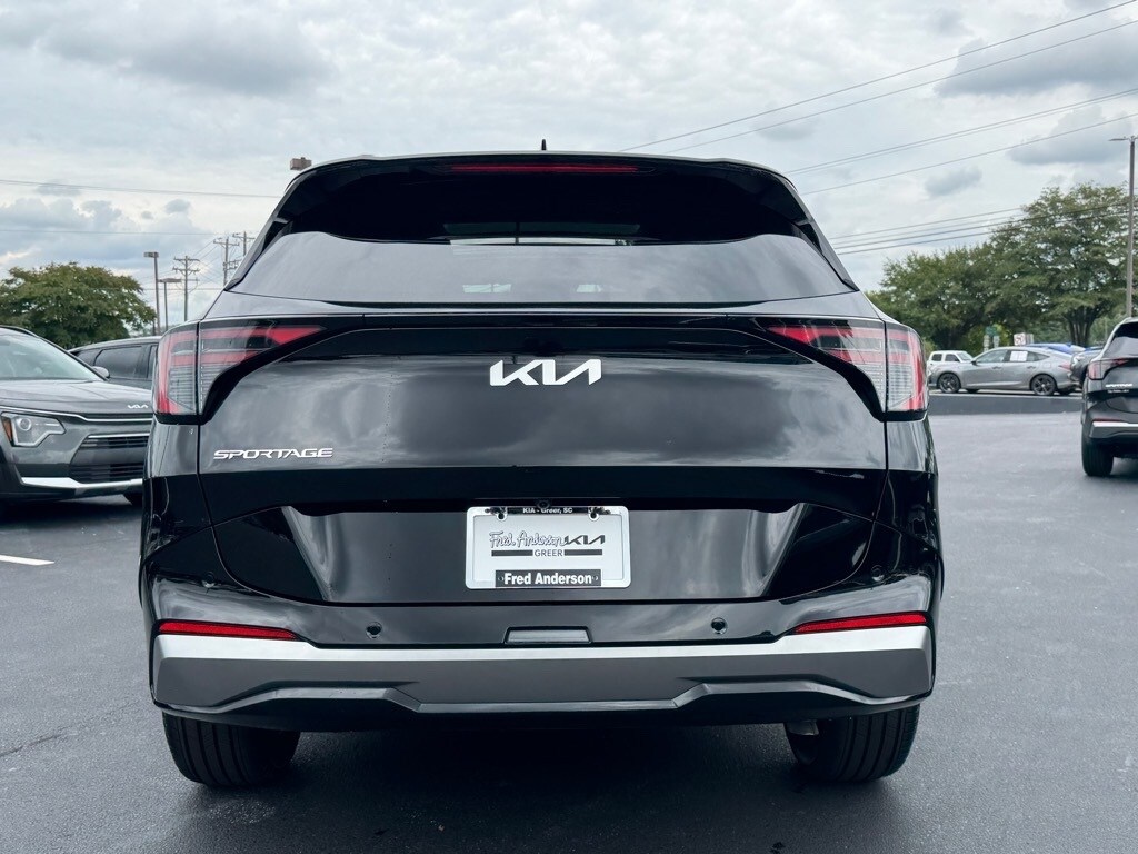 2026 Kia Sportage photo 3