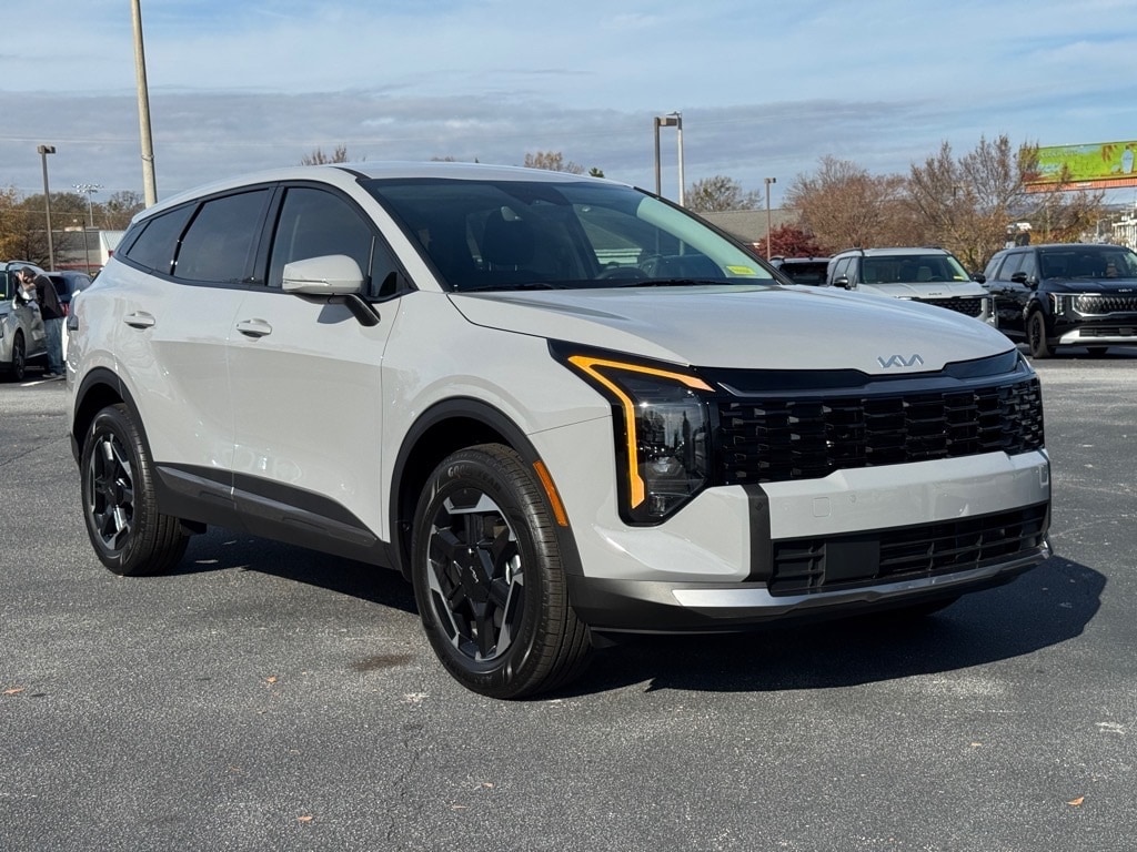 2026 Kia Sportage S Hybrid's photo