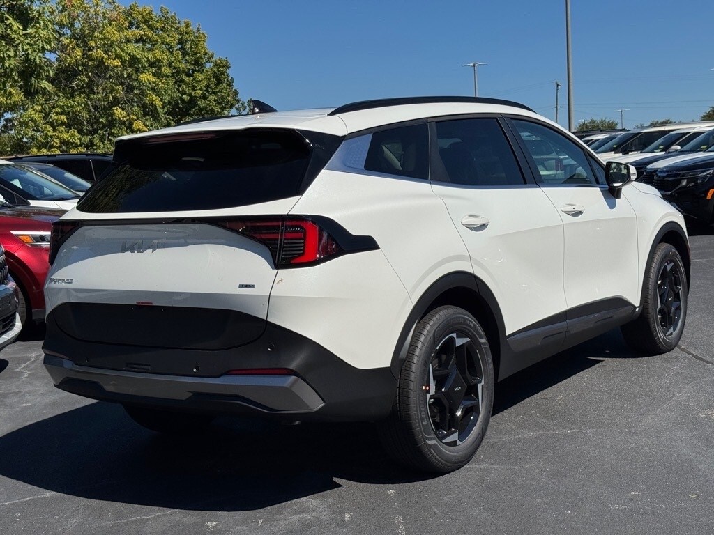 2026 Kia Sportage Hybrid EX photo 3