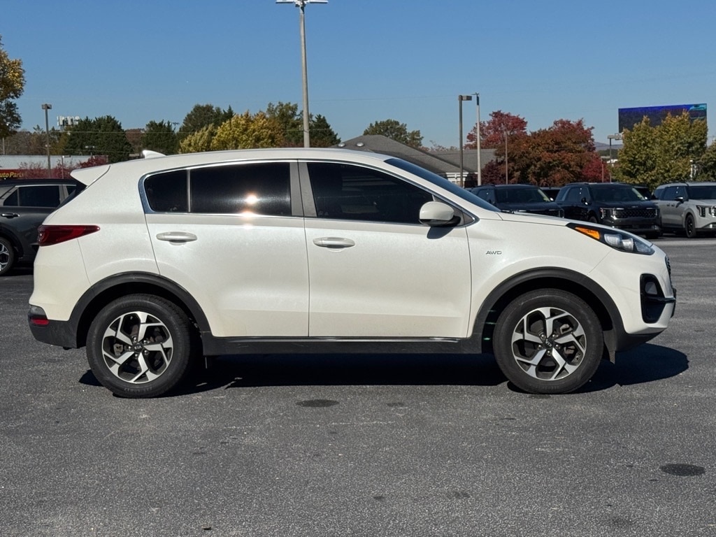 Used 2022 Kia Sportage LX SUV