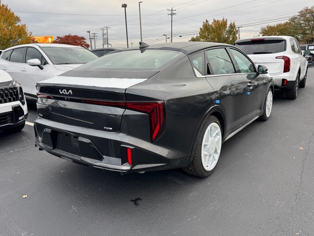 New 2025 Kia K4 GT-Line Sedan