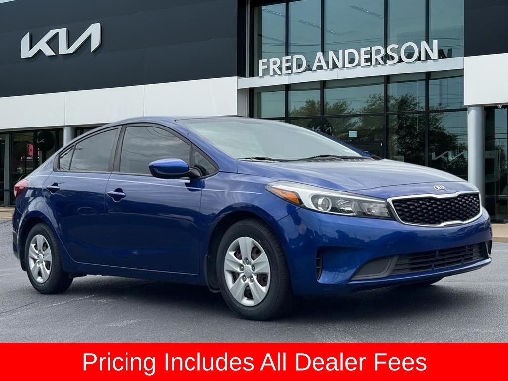 2017 Kia Forte LX AT's photo