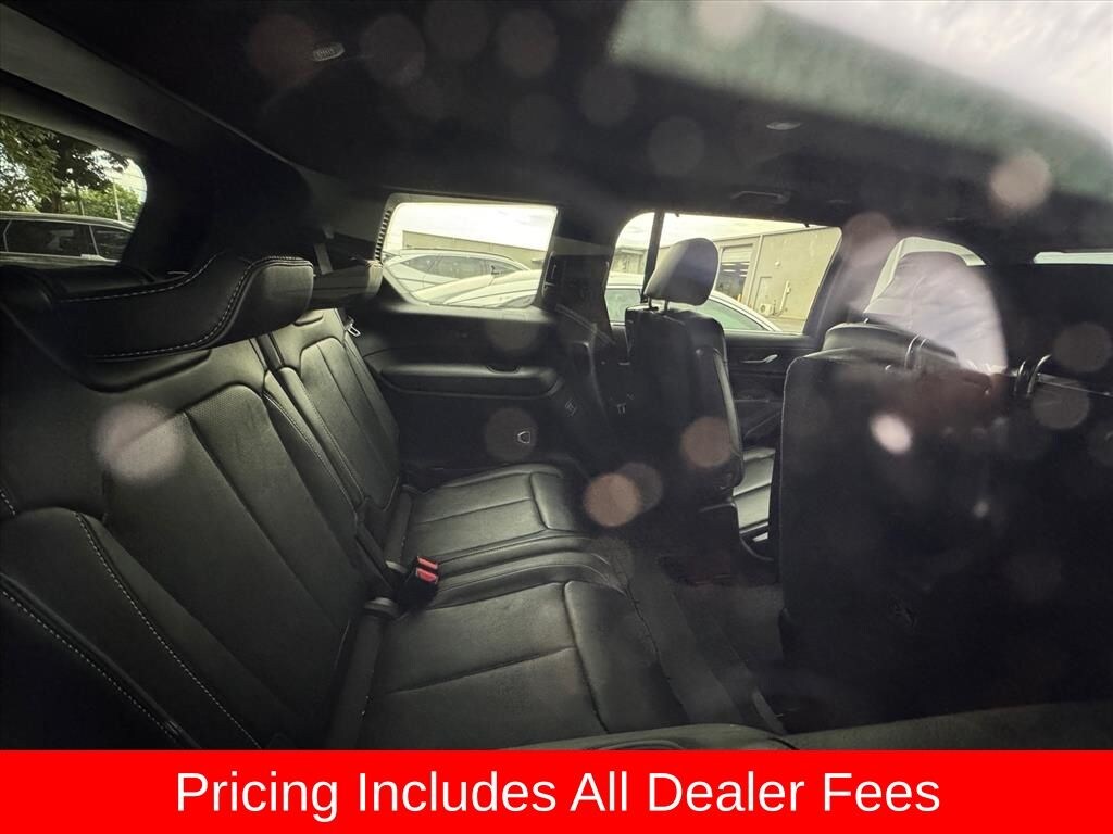 Used 2022 Jeep New Grand Cherokee Overland SUV