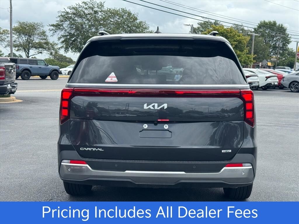 New 2026 Kia Carnival Hybrid SX Van Passenger Van