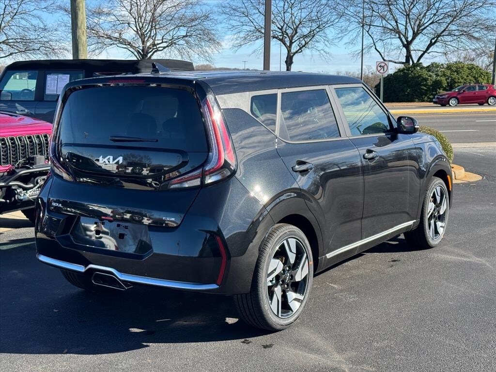 New 2025 Kia Soul GT-Line Hatchback