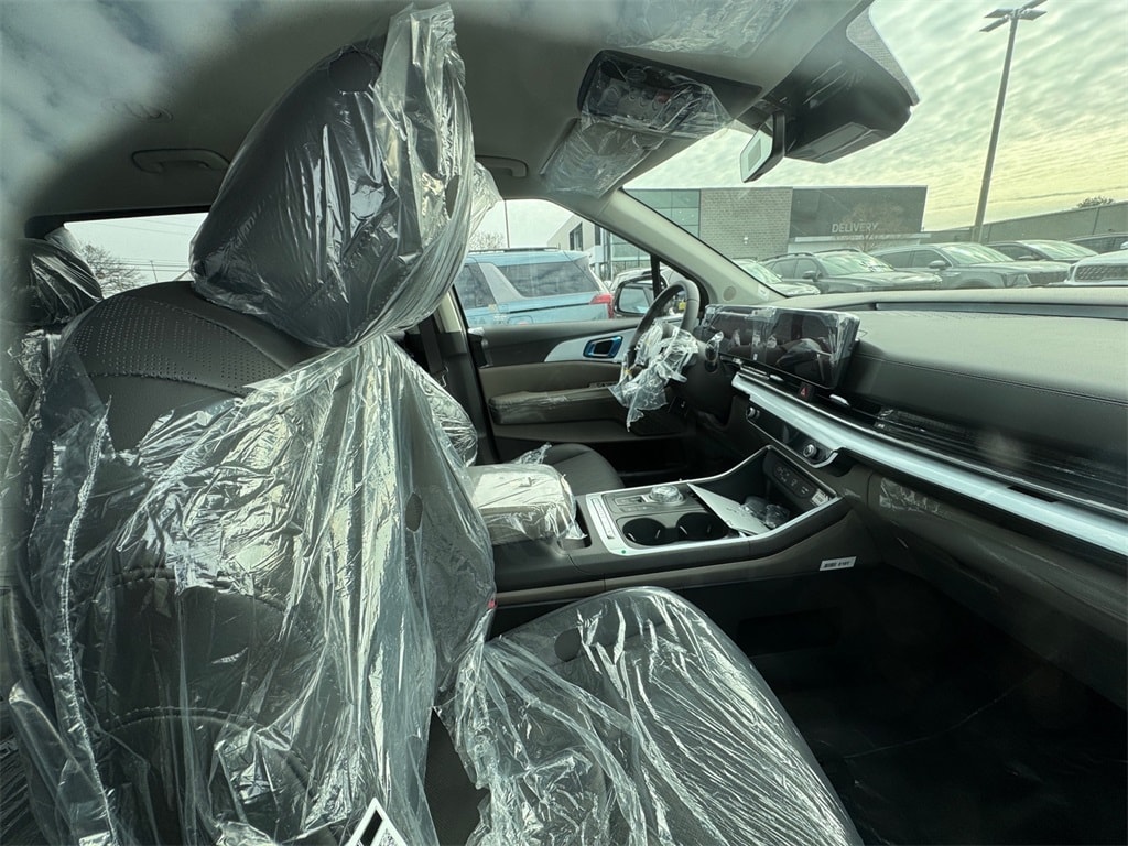 New 2026 Kia Carnival Hybrid LXS Van Passenger Van