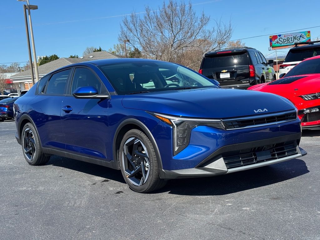 2025 Kia K4 EX