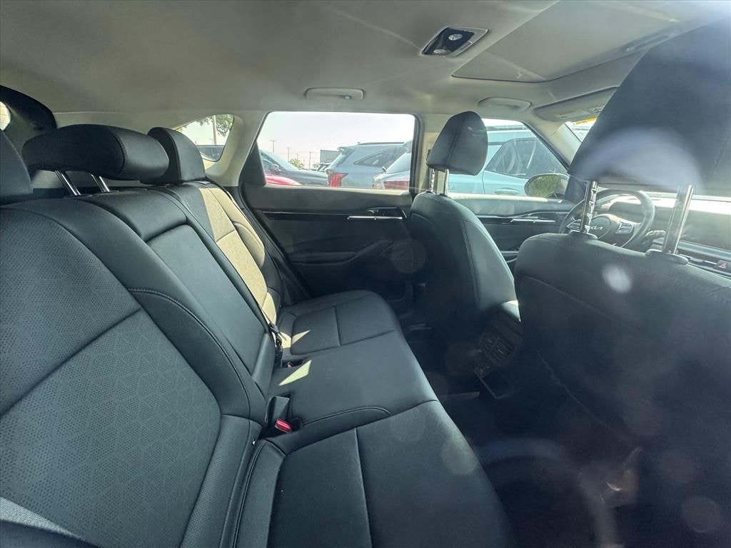 Certified 2024 Kia Seltos EX SUV