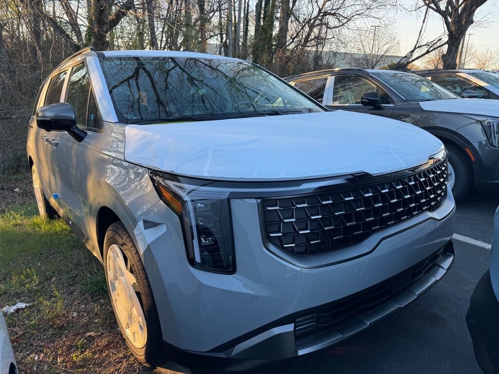 New 2026 Kia Carnival Van Passenger Van