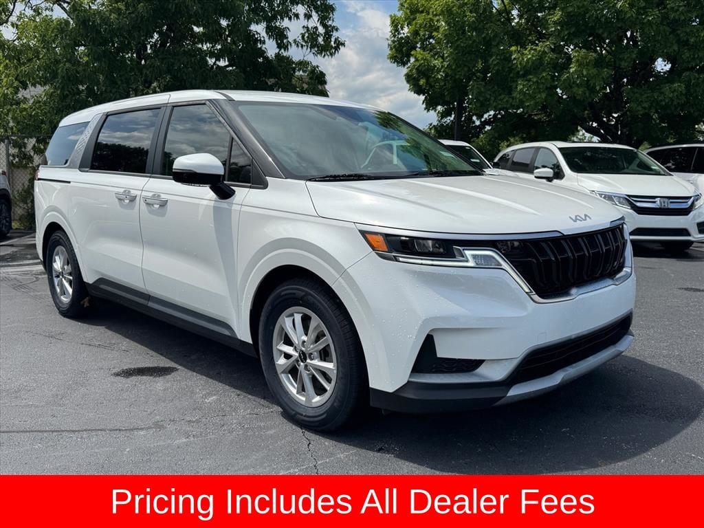 2024 Kia Sedona LX Seat Pkg's photo