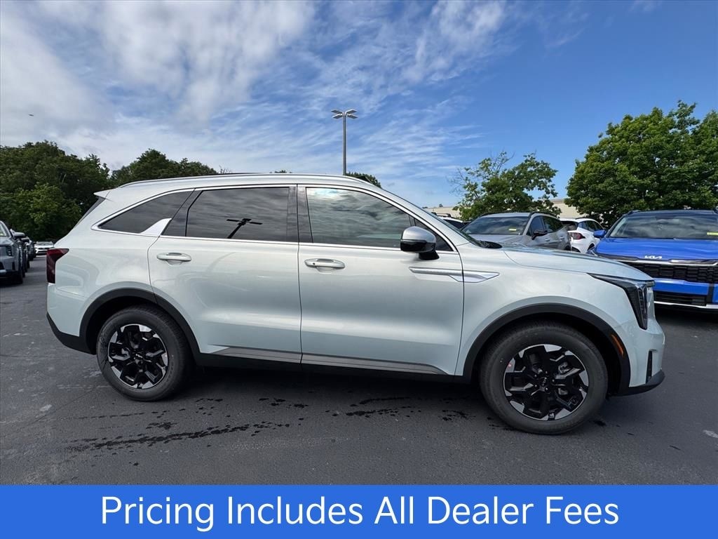New 2026 Kia Sorento S SUV