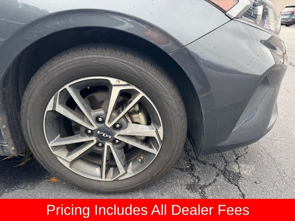 Certified 2023 Kia Forte LXS Sedan