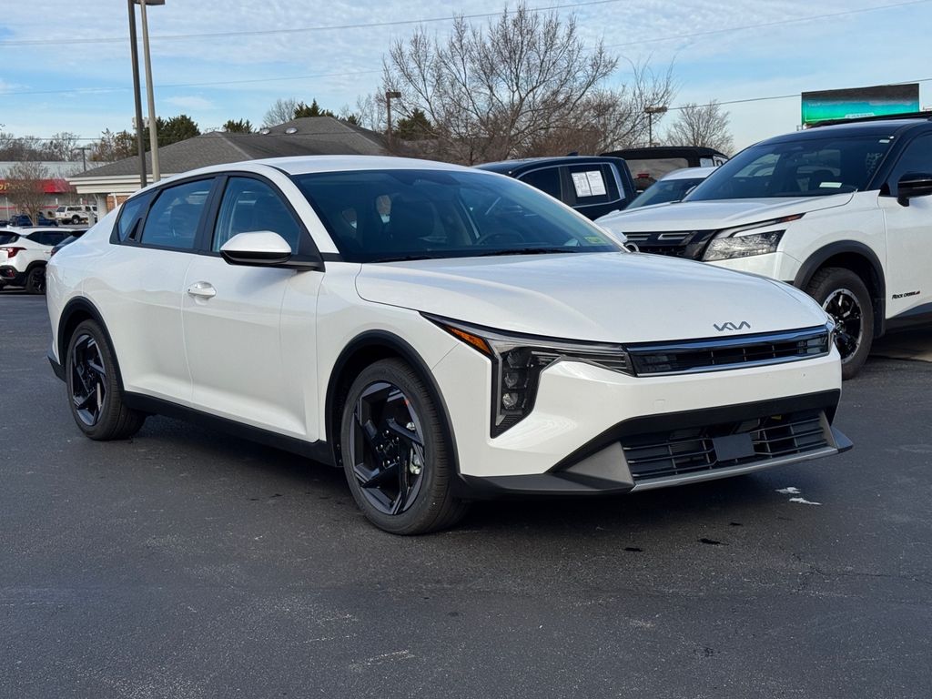 2026 Kia K4 EX