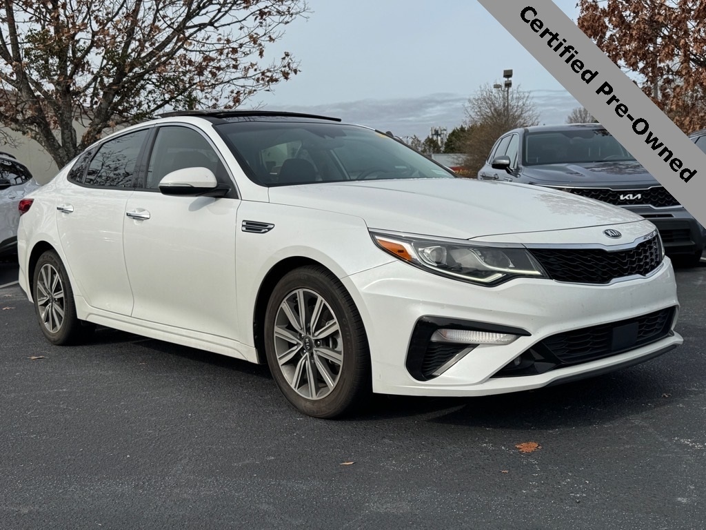 2020 Kia Optima EX's photo