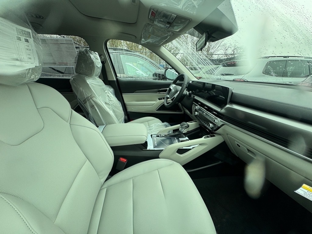 New 2025 Kia Telluride S SUV