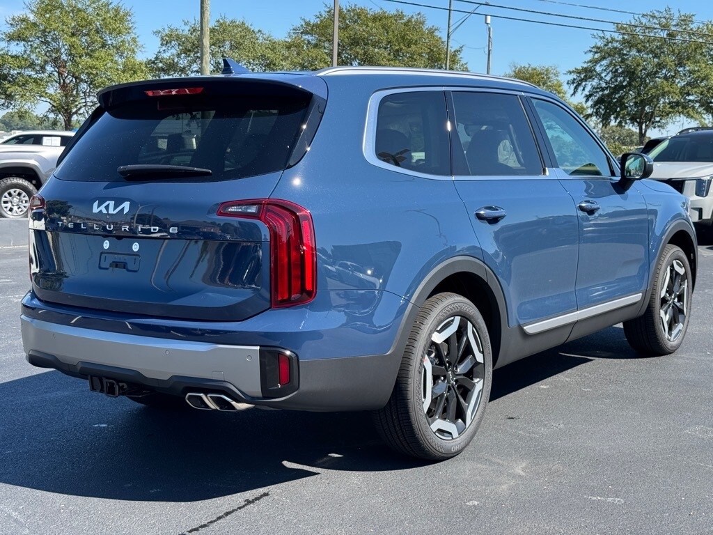 2025 Kia Telluride S photo 3