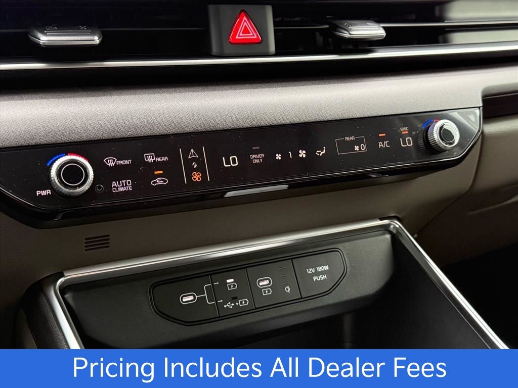 2026 Kia Carnival EX - Photo 13