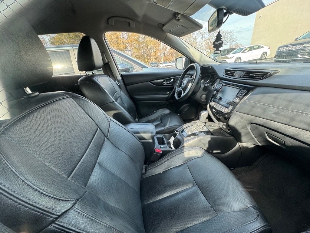 Used 2019 Nissan Rogue SL SUV